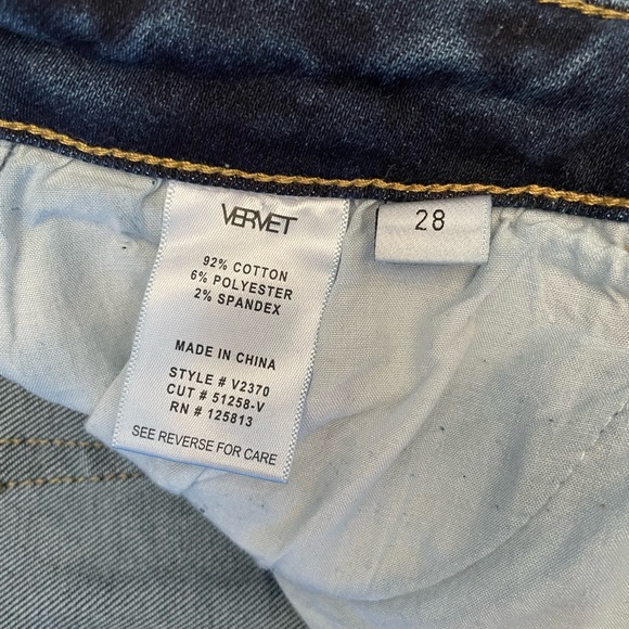 Vervet Straight Leg Jeans- Size 28 - Picture 5 of 6